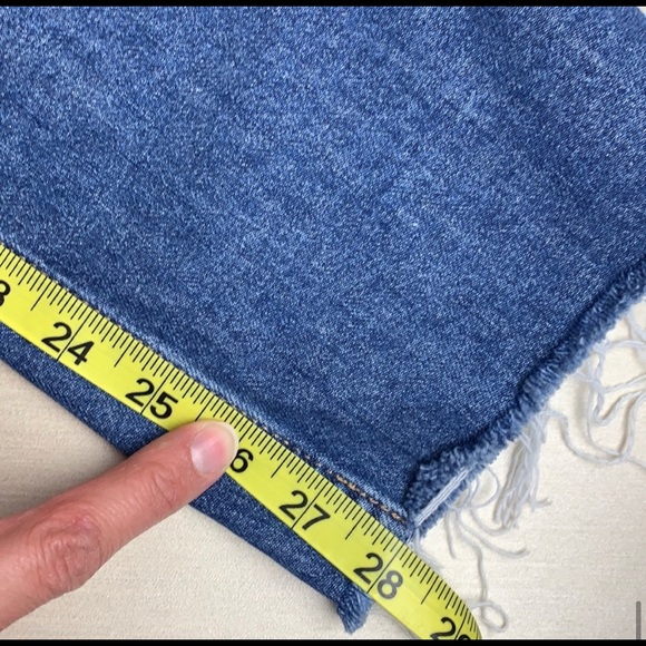 Everlane Cheeky Denim Jeans with Raw Hem - Picture 8 of 8